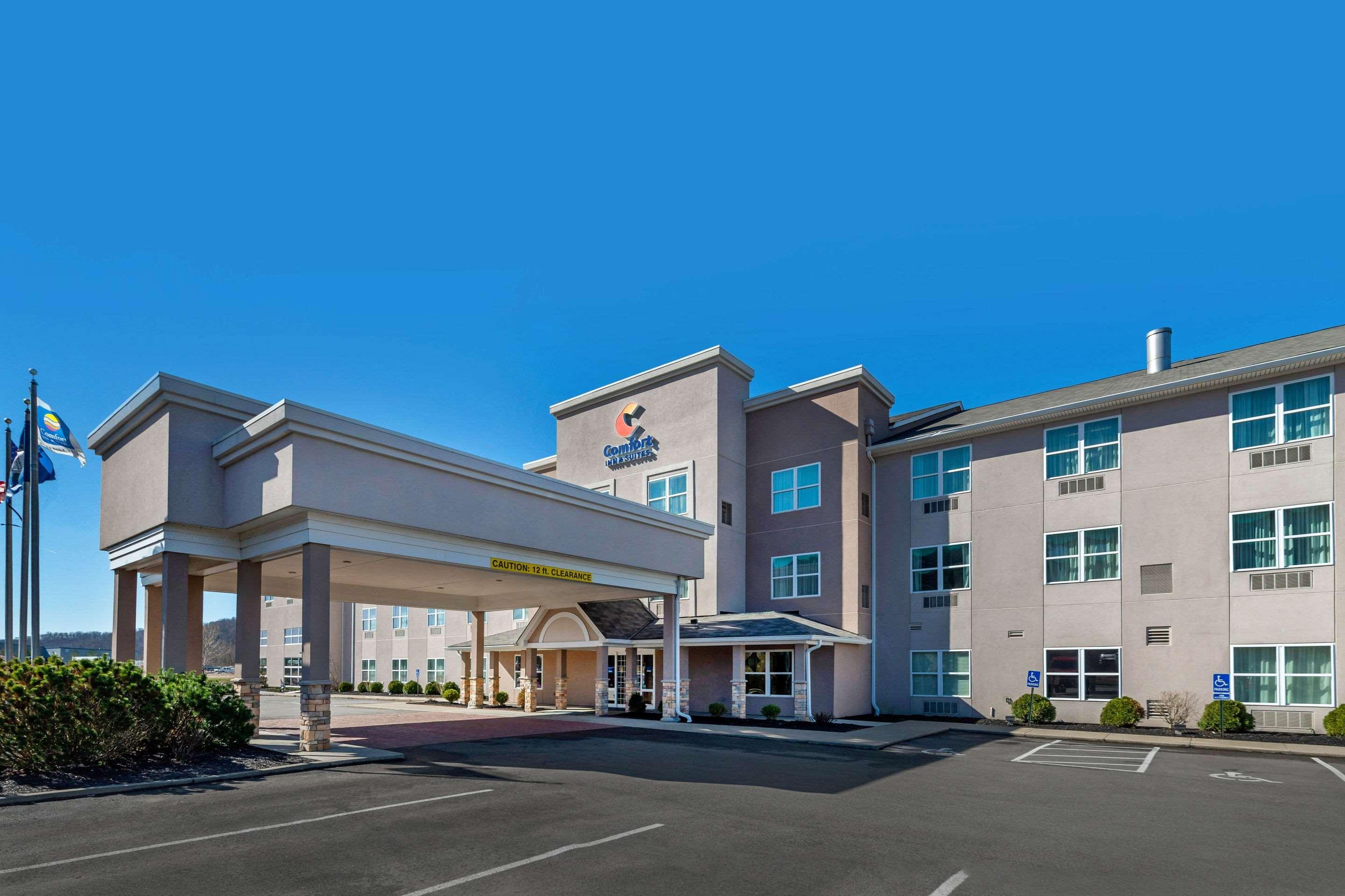 Comfort Inn & Suites Northern Kentucky Wilder Εξωτερικό φωτογραφία