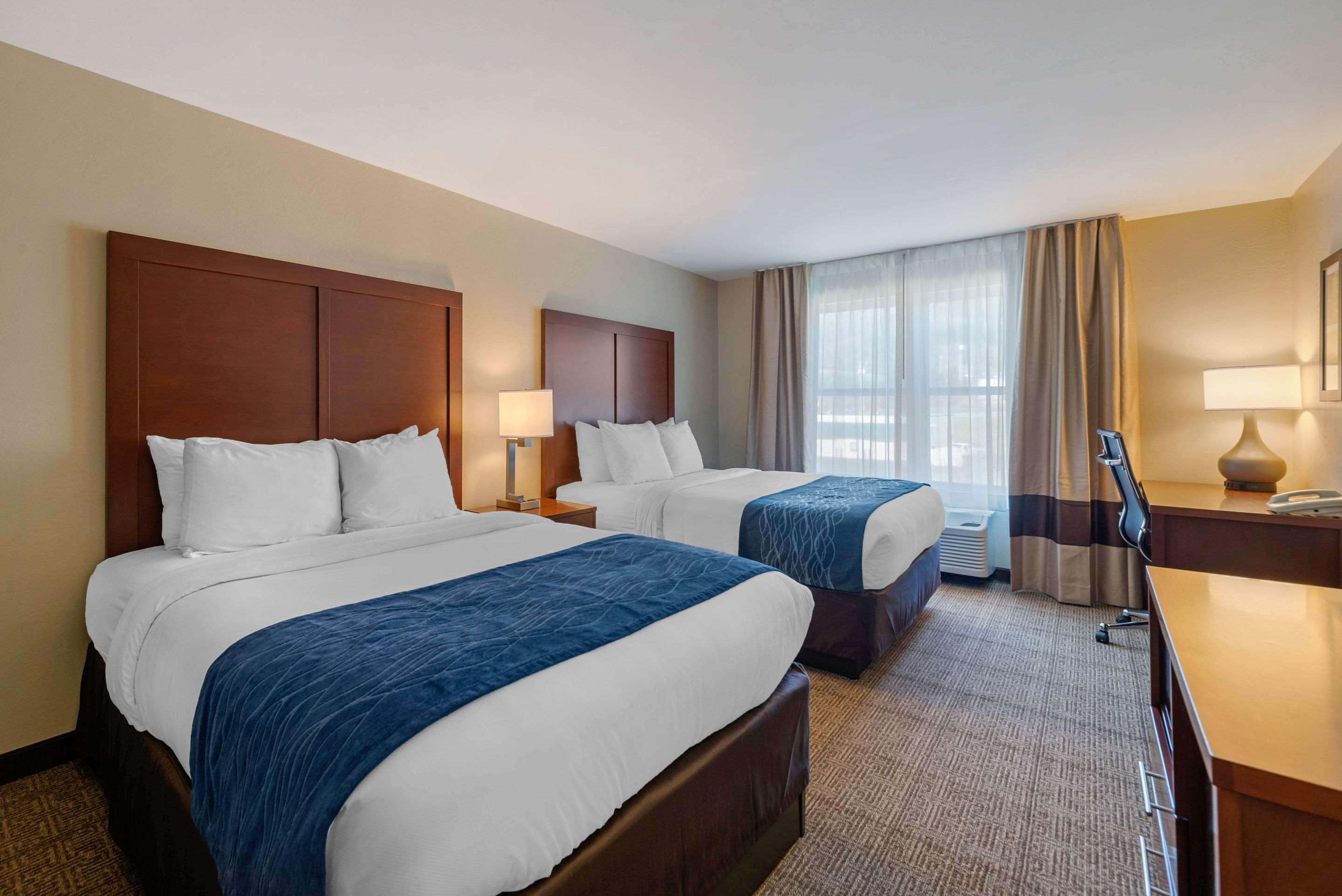 Comfort Inn & Suites Northern Kentucky Wilder Εξωτερικό φωτογραφία