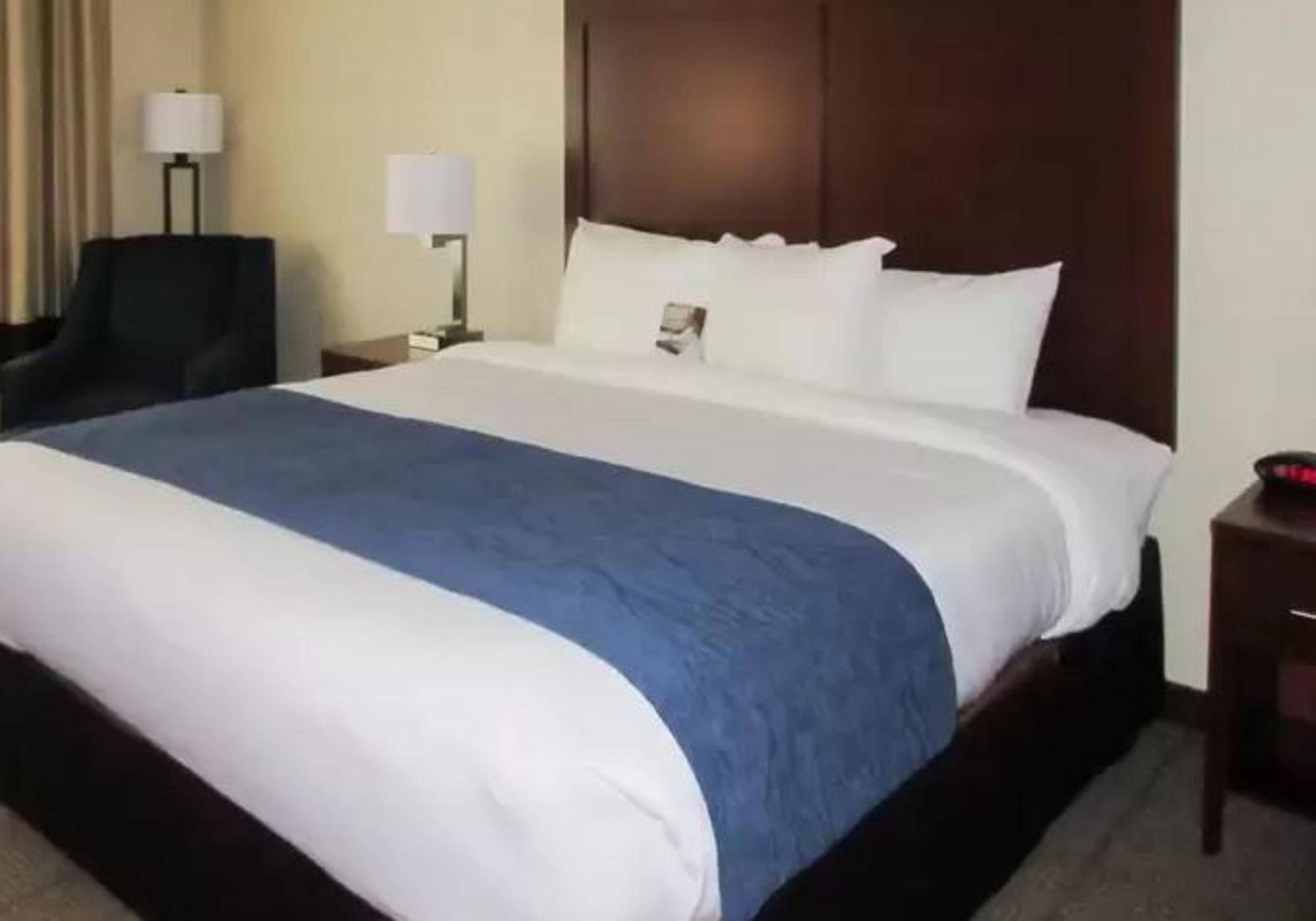 Comfort Inn & Suites Northern Kentucky Wilder Εξωτερικό φωτογραφία