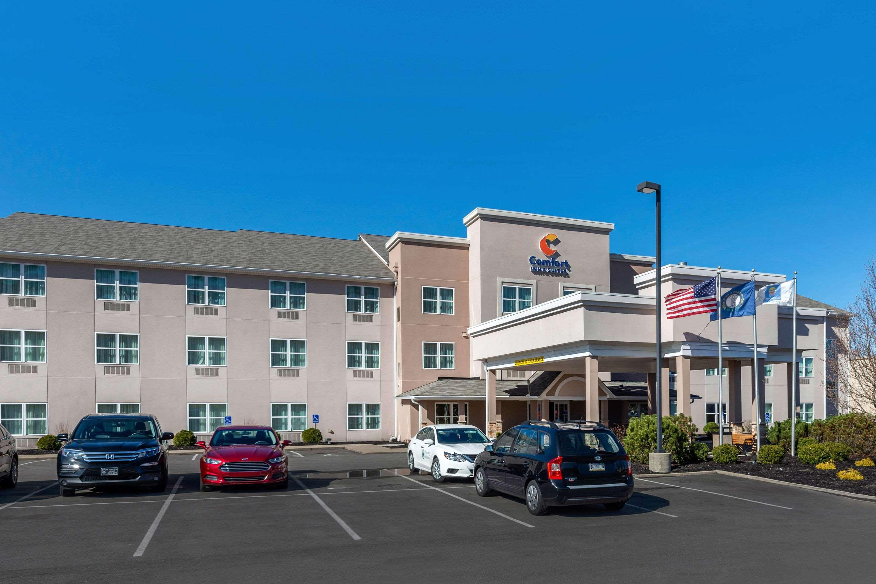 Comfort Inn & Suites Northern Kentucky Wilder Εξωτερικό φωτογραφία