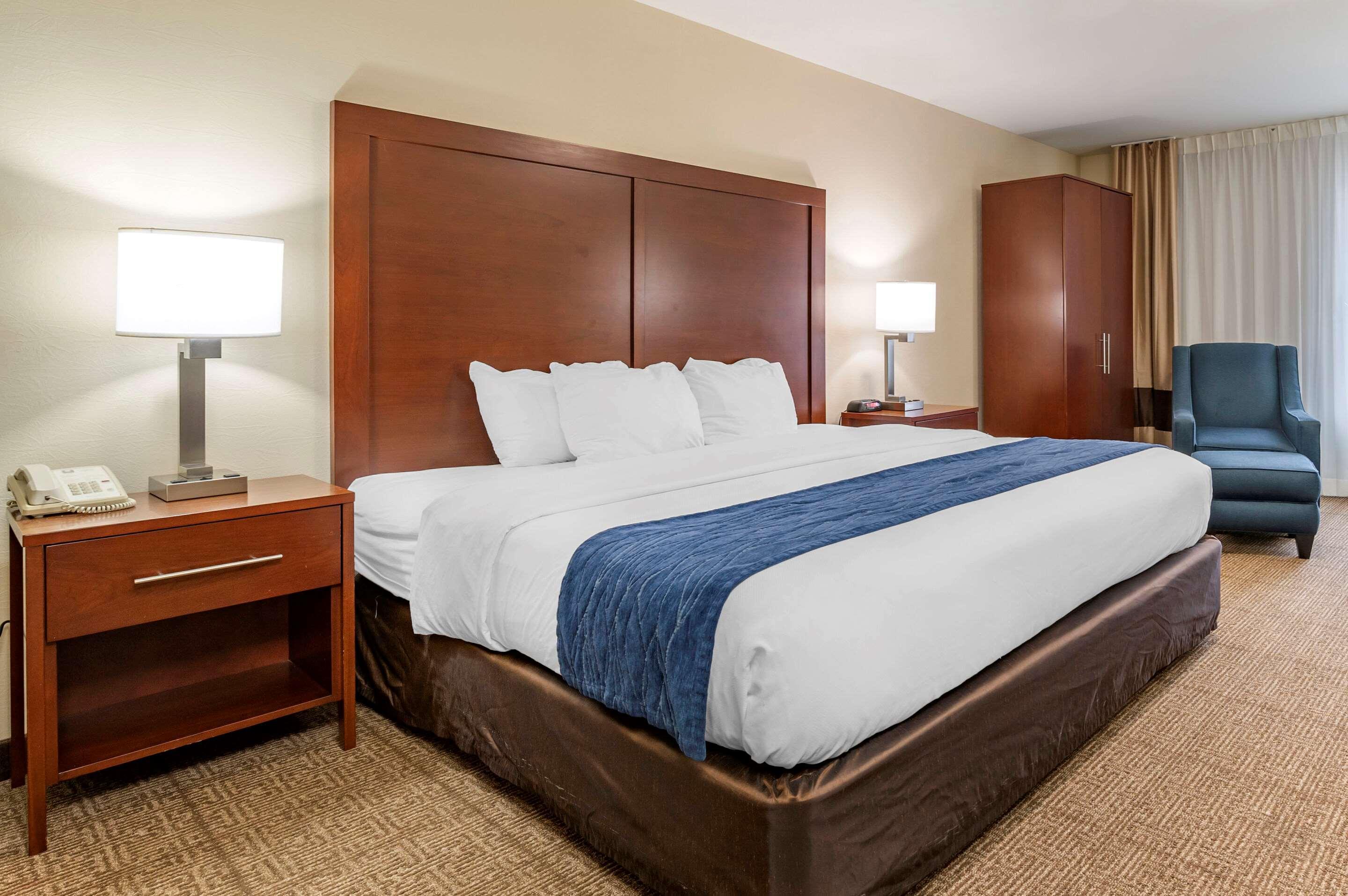 Comfort Inn & Suites Northern Kentucky Wilder Εξωτερικό φωτογραφία